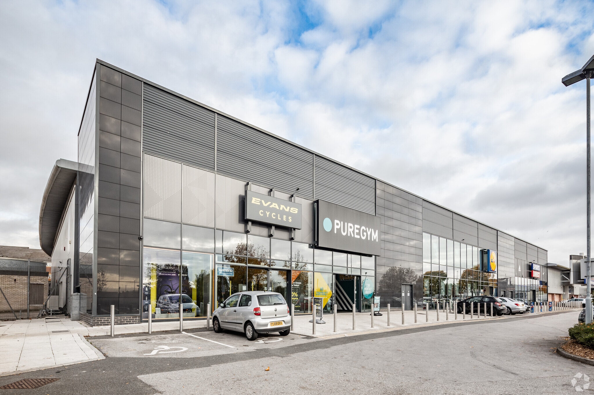 Elizabeth St, Manchester for sale Primary Photo- Image 1 of 1