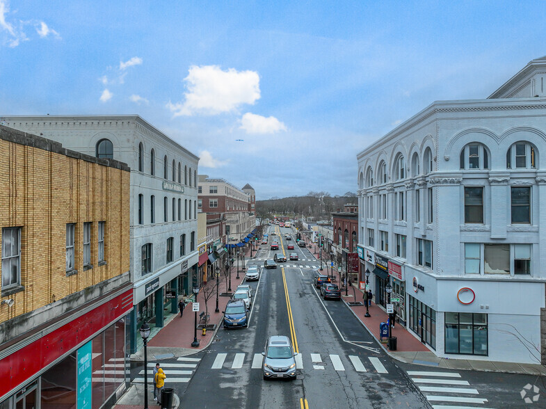 289 Moody St, Waltham, MA for lease - Building Photo - Image 3 of 3