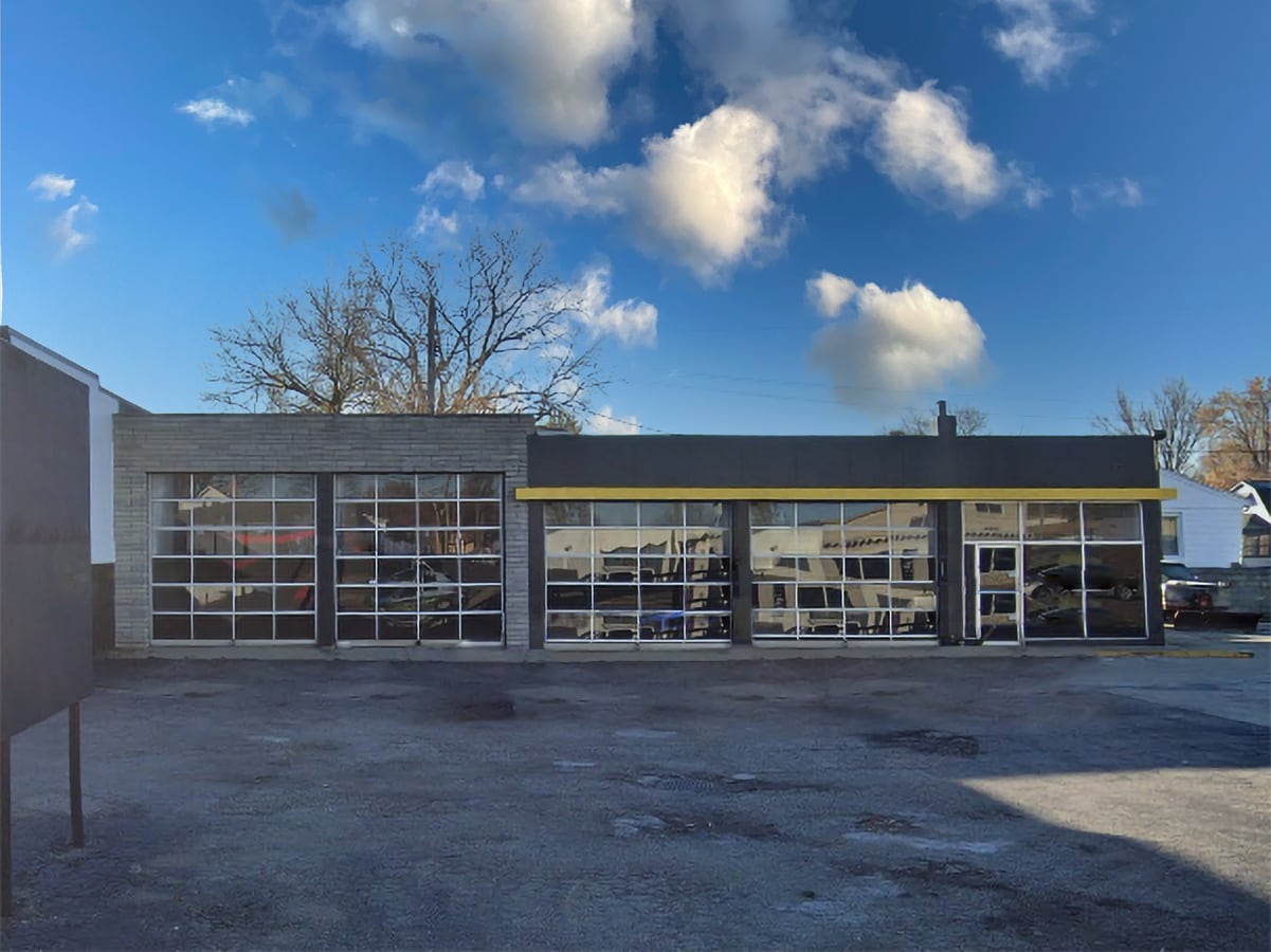 16800 E 9 Mile Rd, Eastpointe, MI 48021