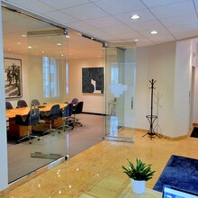 58 2nd St, San Francisco, CA for lease Lobby- Image 2 of 3