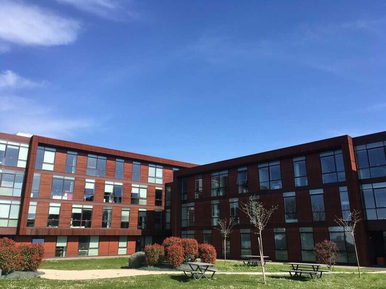 8 Rue De Vidailhan, Balma for lease - Building Photo - Image 3 of 8