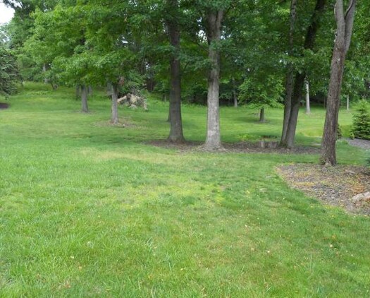 Spring Run Dr, Monroeville, PA for sale - Primary Photo - Image 1 of 1