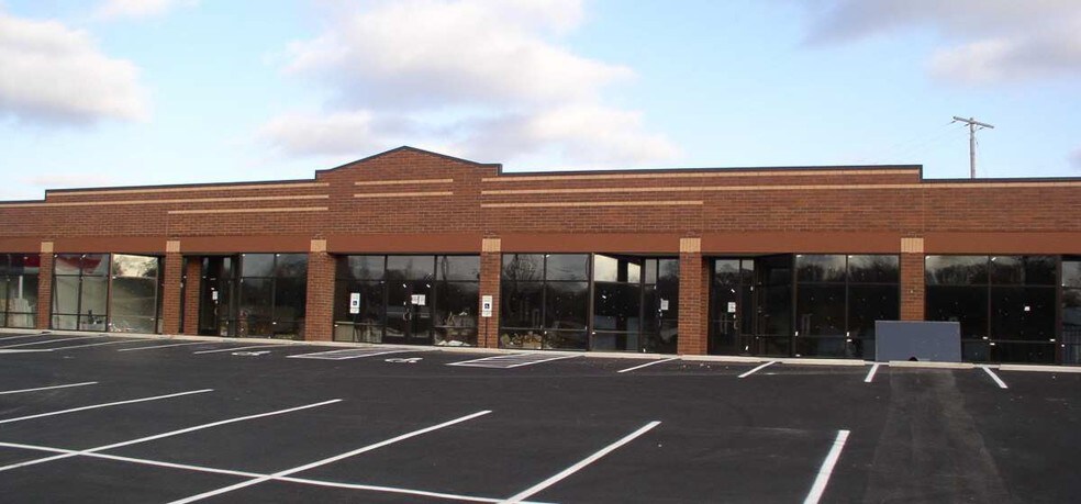 2224-2236 N 3rd St, Saint Charles, MO for sale - Building Photo - Image 1 of 1