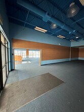 9520 Uptown Dr, Indianapolis, IN for lease Interior Photo- Image 2 of 7