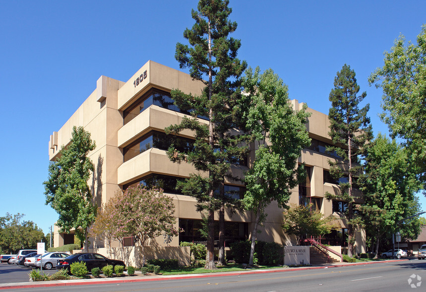 1805 N California St, Stockton, CA for sale - Primary Photo - Image 1 of 1