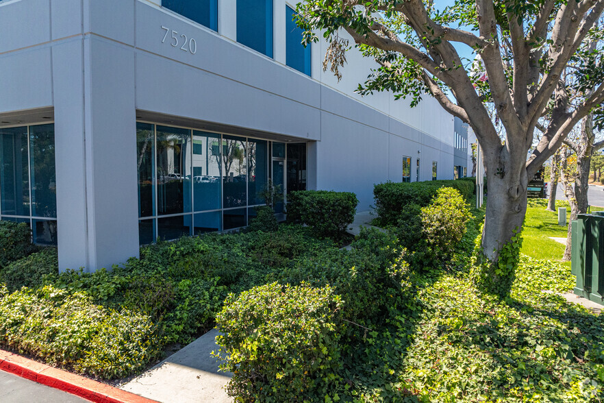 7520 Airway Rd, San Diego, CA for lease - Building Photo - Image 3 of 6