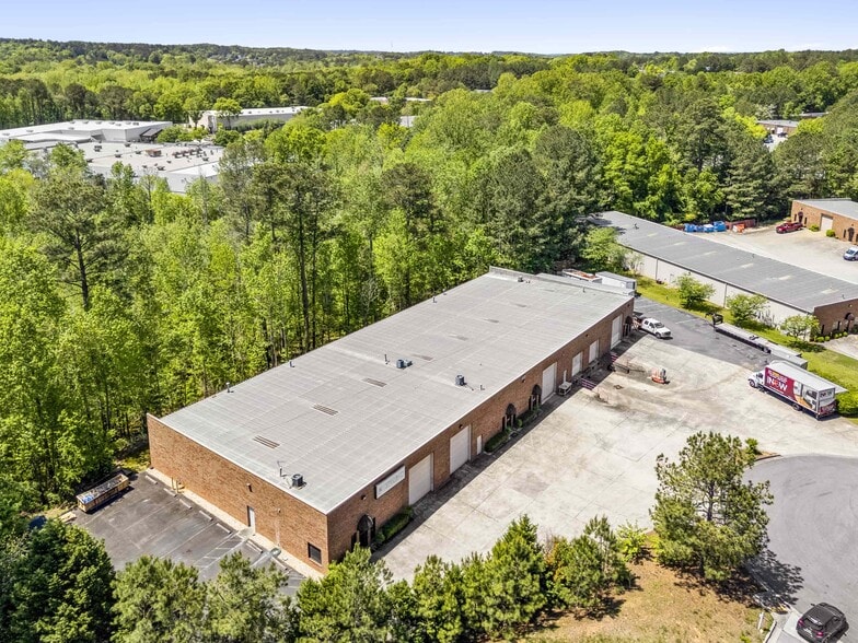 3620 Burnette Park Dr, Suwanee, GA for lease - Building Photo - Image 1 of 5