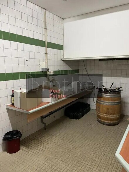 Office in Bordeaux for sale - Interior Photo - Image 3 of 6