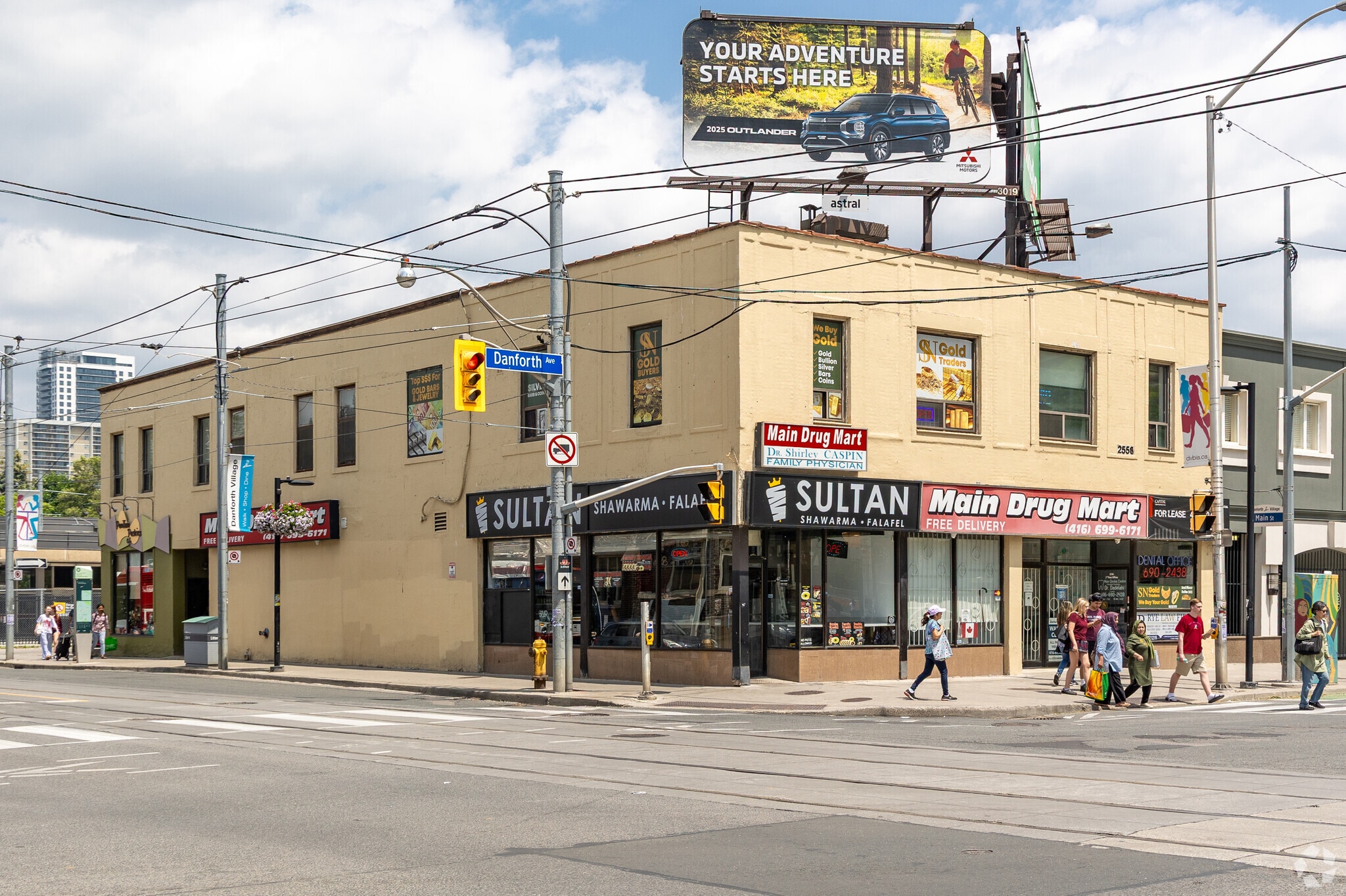 2558 Danforth Av, Toronto, ON for lease Building Photo- Image 1 of 3