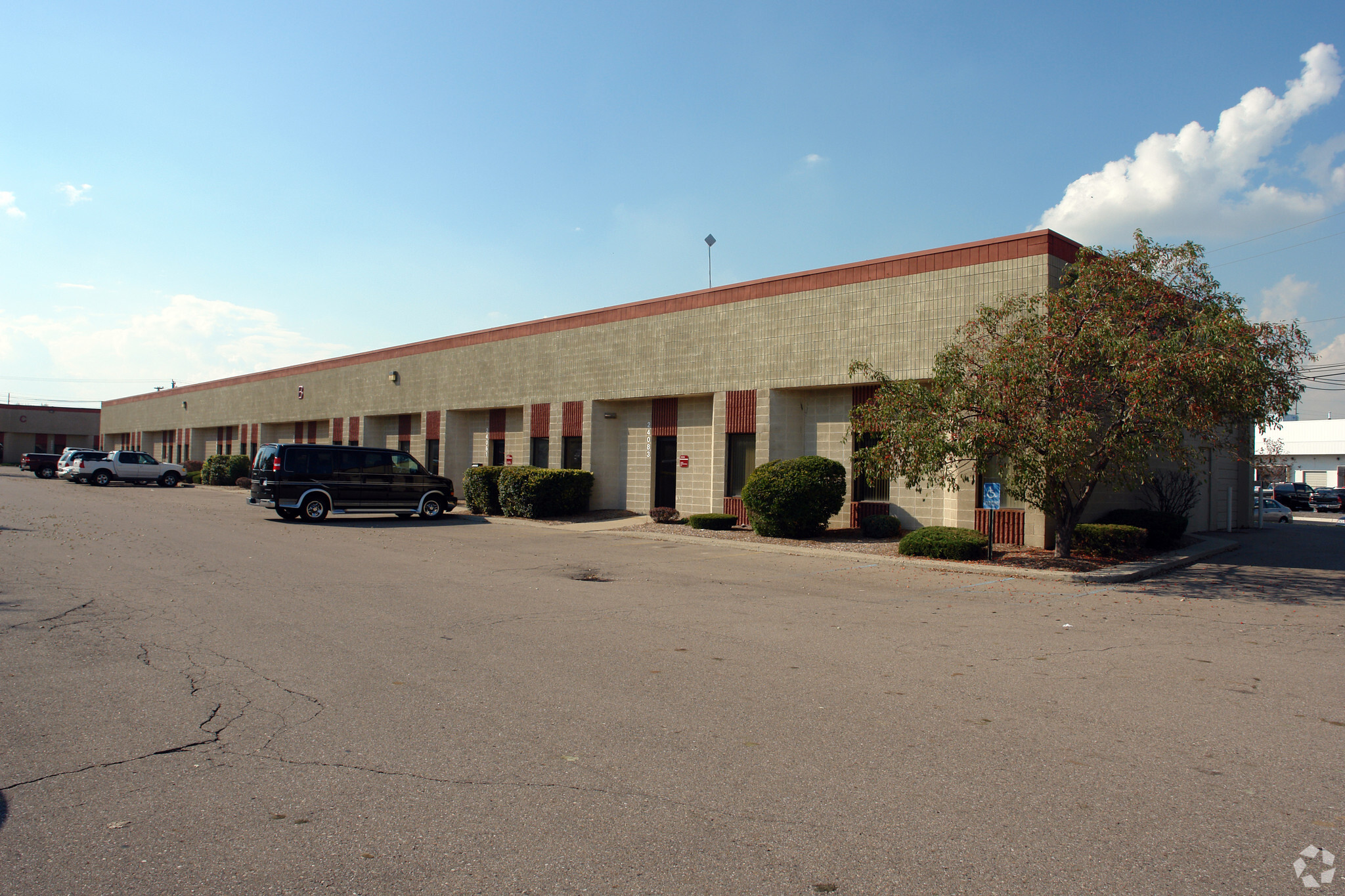 24073-24083 Research Dr, Farmington Hills, MI for lease Building Photo- Image 1 of 6