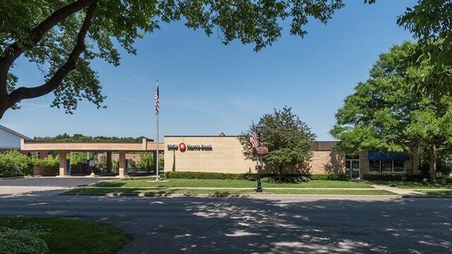 900 Elm Grove Rd, Elm Grove, WI for sale - Building Photo - Image 1 of 1