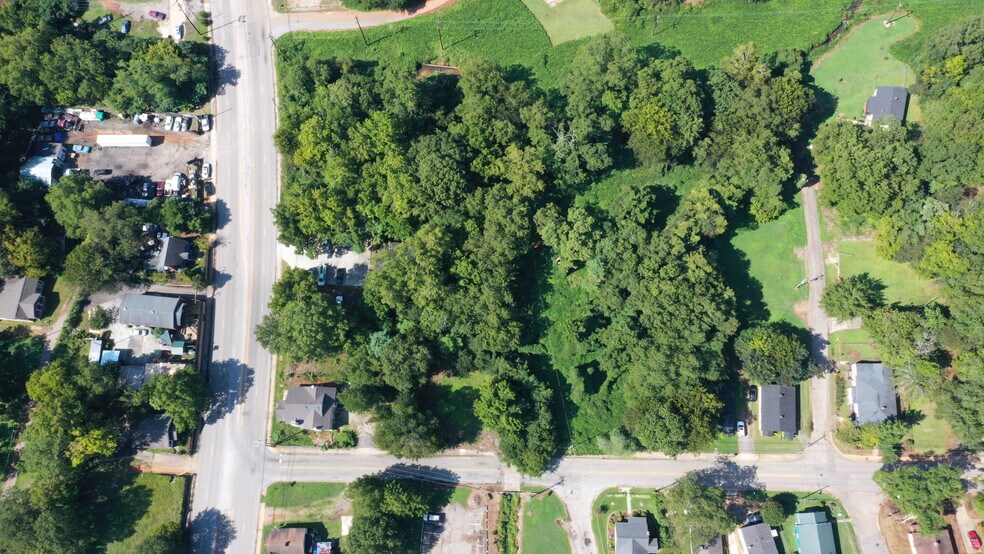 1002 Anderson Rd, Greenville, SC 29601