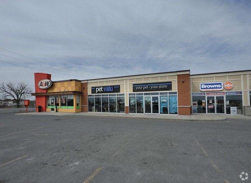 2756 Chamberland St, Clarence-Rockland, ON for lease - Building Photo - Image 2 of 6