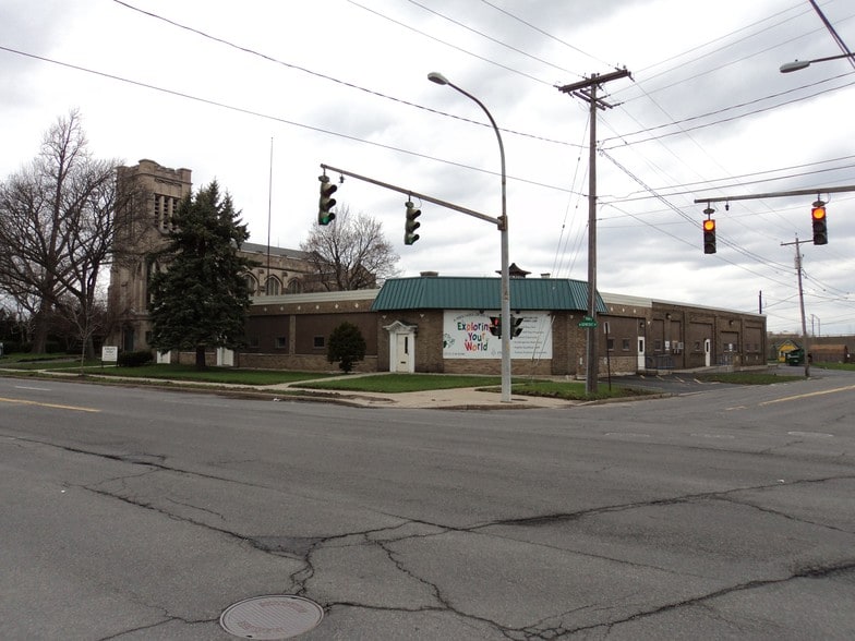 600 W Genesee St, Syracuse, NY for sale - Primary Photo - Image 1 of 1