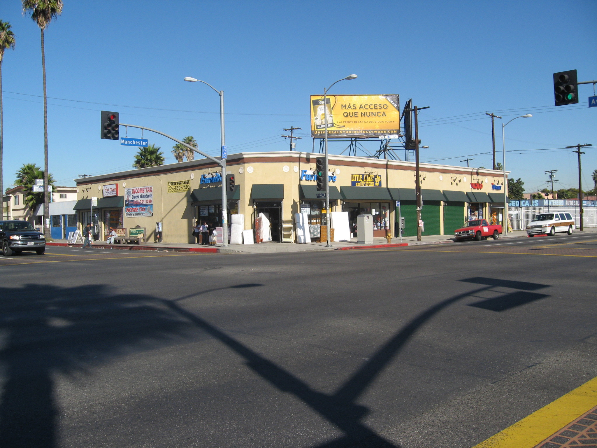 601-609 Manchester Ave, Los Angeles, CA for lease Building Photo- Image 1 of 3