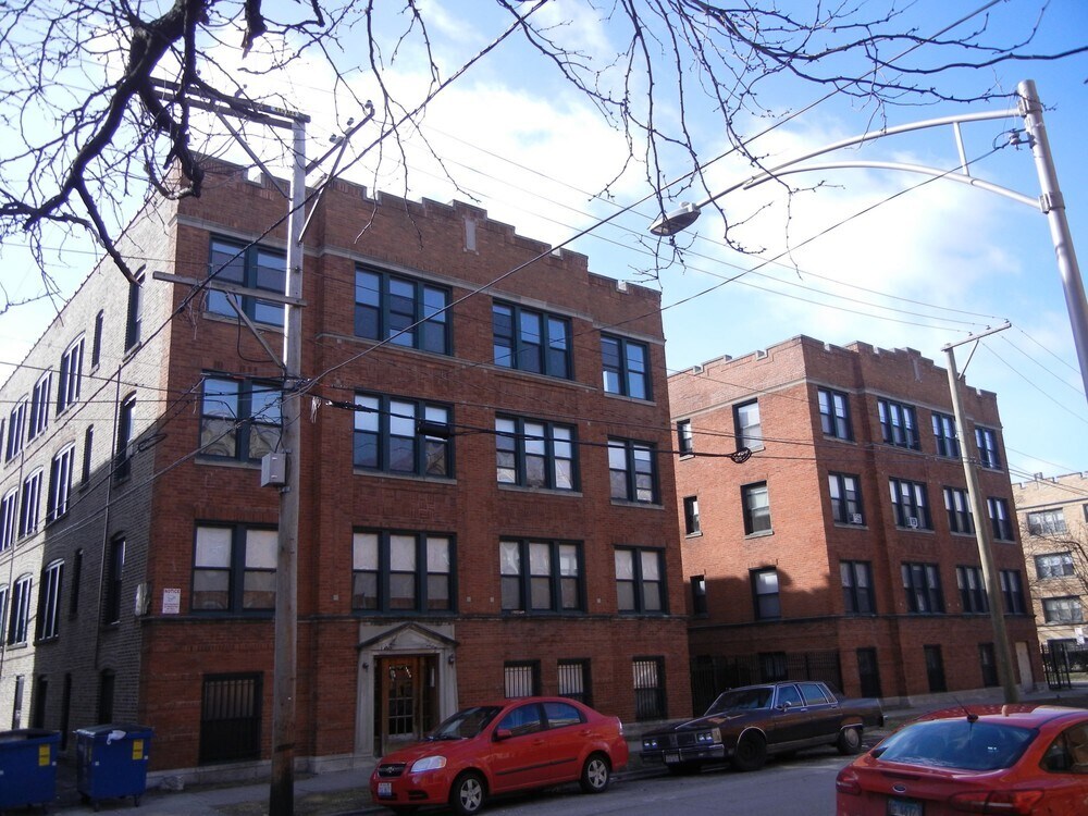 7201 S Constance Ave, Chicago, IL 60649