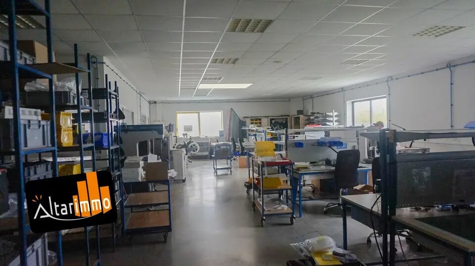 Flex in VERNEUIL D'AVRE ET D'ITON for sale - Interior Photo - Image 3 of 4