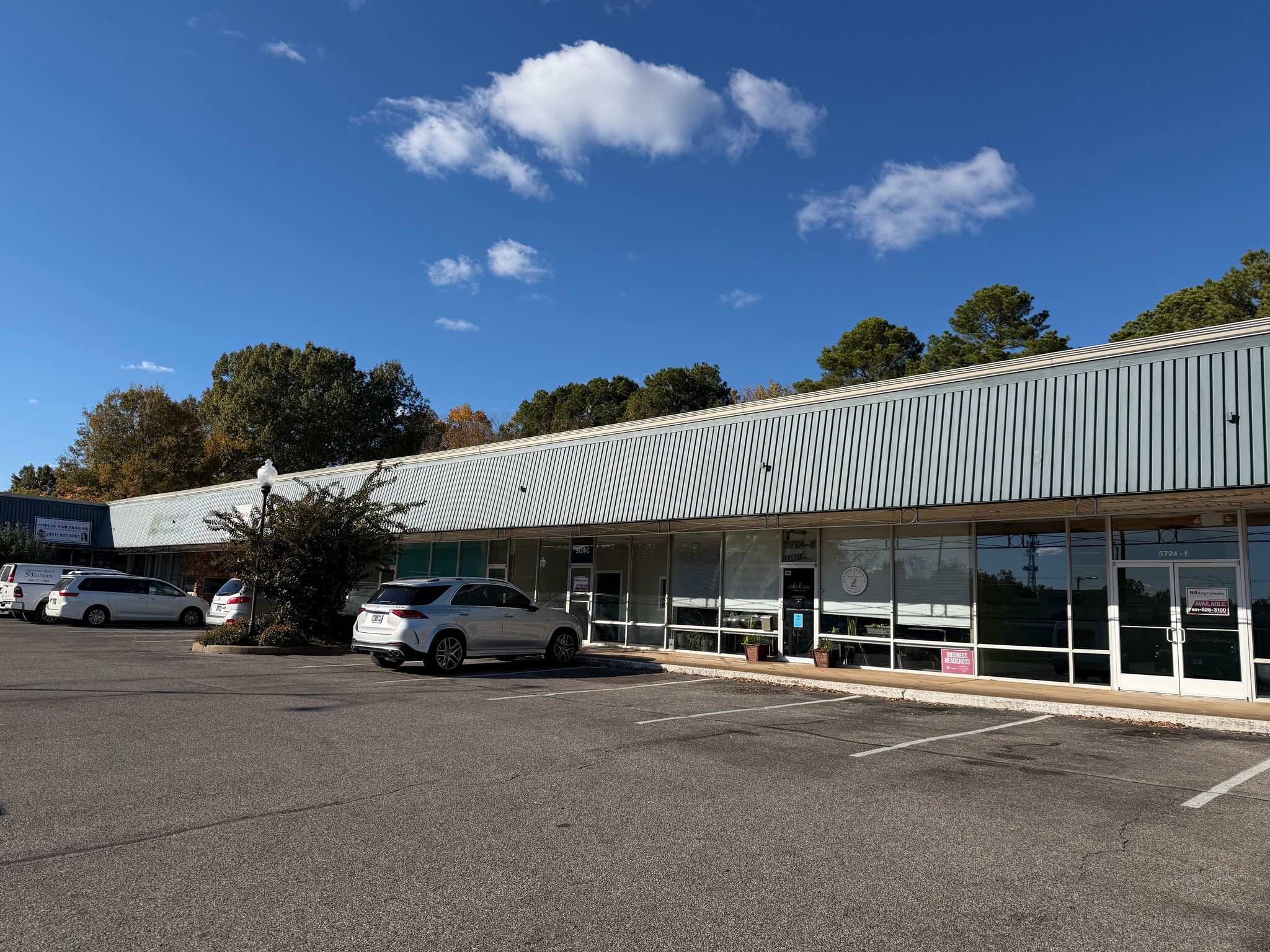 5716-5760 Stage Rd, Bartlett, TN for lease Building Photo- Image 1 of 4