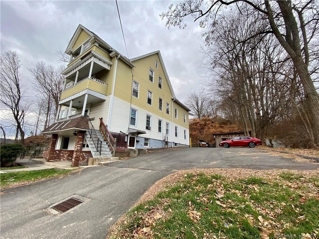 181 North St, Bristol, CT 06010 Route 6 Office/Retail Space for Lease