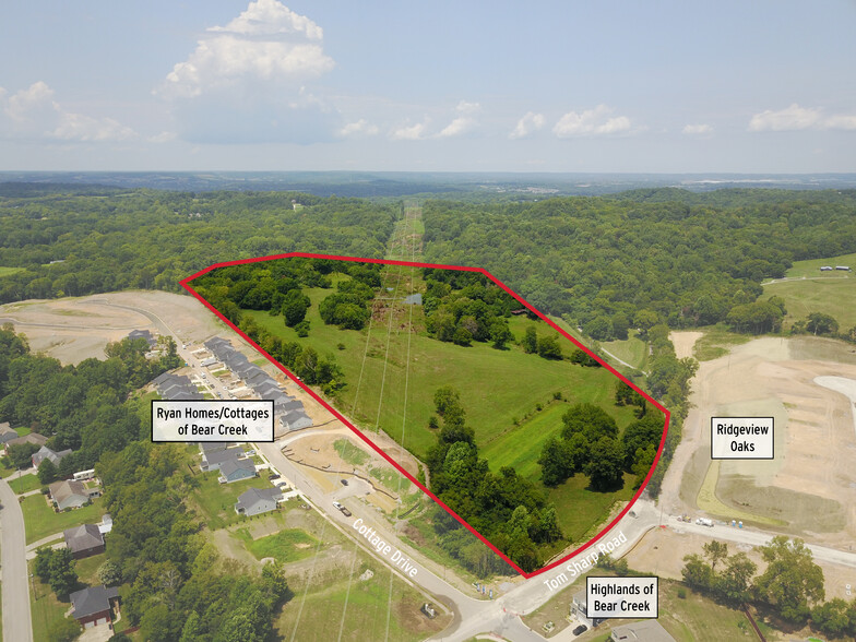 0 Tom Sharp Rd, Columbia, TN for sale - Building Photo - Image 1 of 1