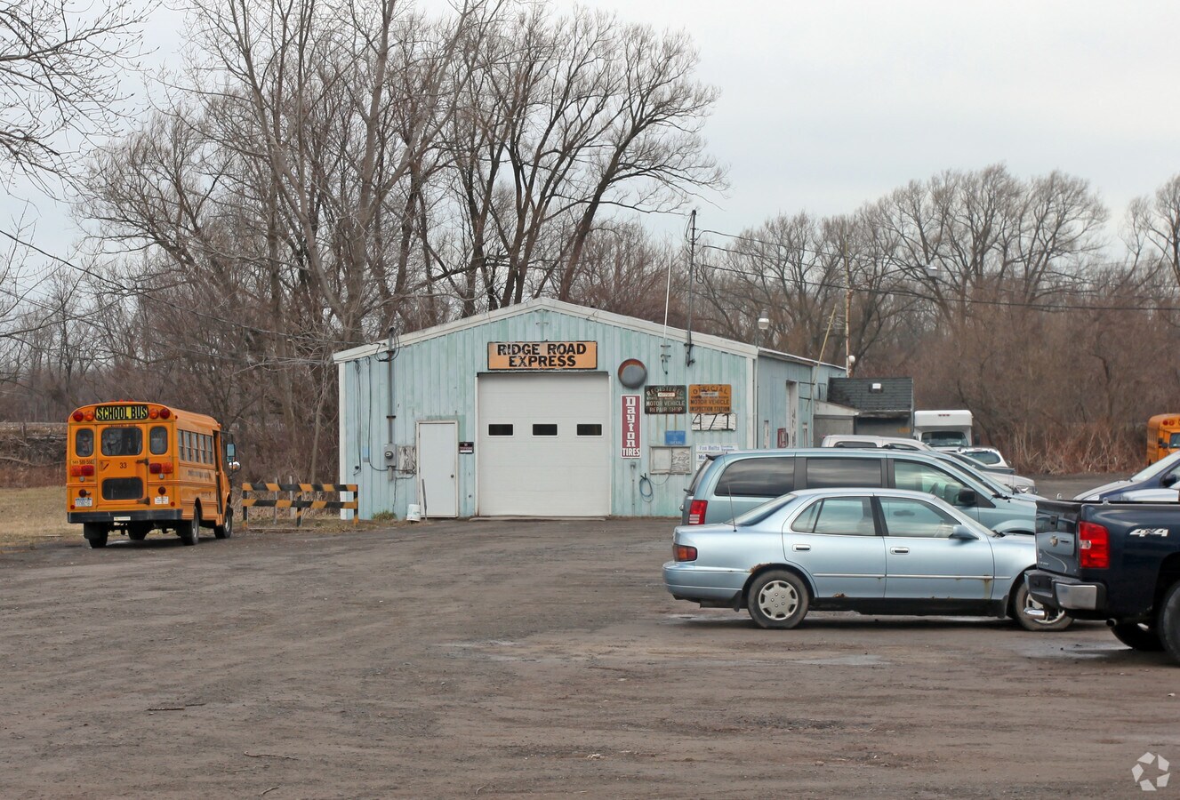 471 W State St, Albion, NY 14411