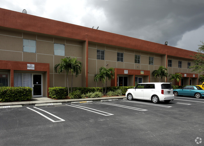 13405 SW 128th St, Miami, FL for lease - Building Photo - Image 3 of 11