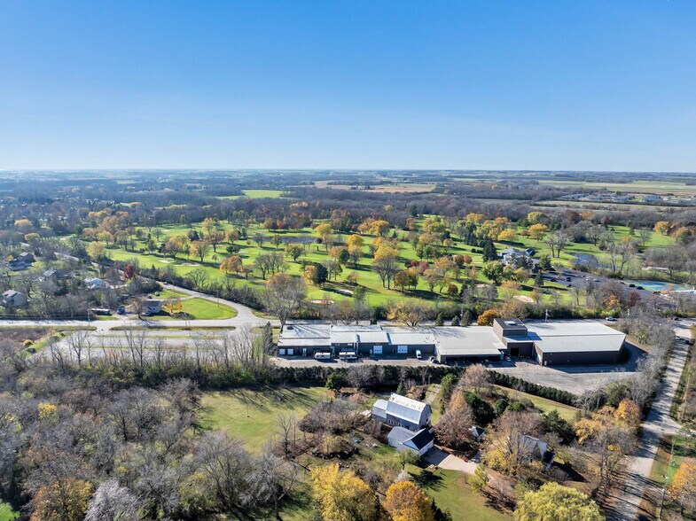 3972 S US Highway 45, Oshkosh, WI for sale - Building Photo - Image 2 of 15