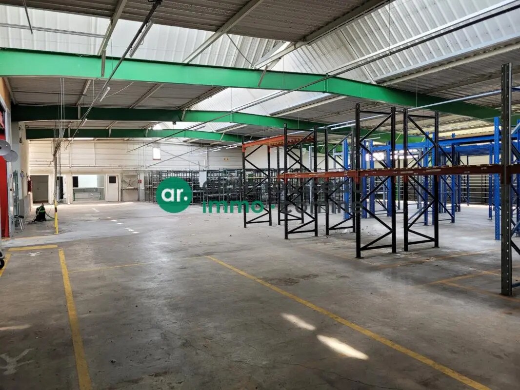 Flex in La Chapelle-sur-Erdre for lease Interior Photo- Image 1 of 11