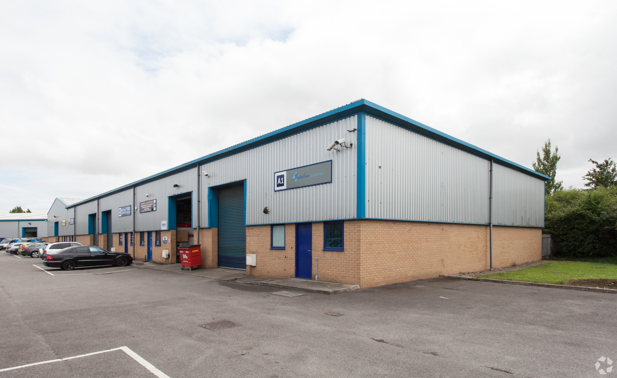 Heol Y Rhosog, Cardiff for sale Primary Photo- Image 1 of 1