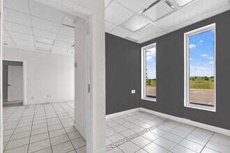 3260 Av Watt, Québec, QC for lease Interior Photo- Image 2 of 6