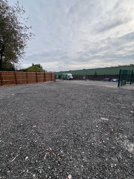 Kearsley, Manchester for lease - Building Photo - Image 1 of 4