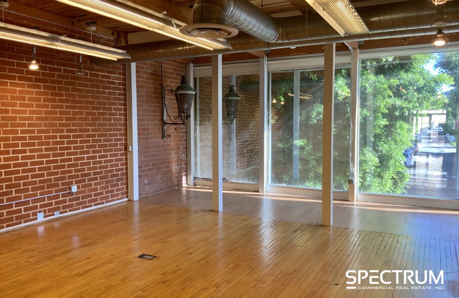 15422 Ventura Blvd, Sherman Oaks, CA for lease - Interior Photo - Image 2 of 8
