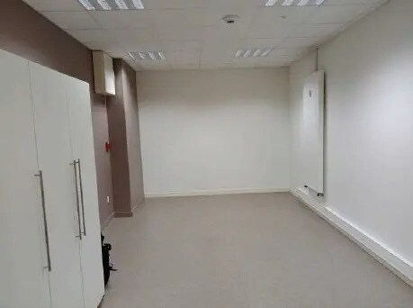 Office in Saint-Rambert-en-Bugey for lease - Building Photo - Image 2 of 8