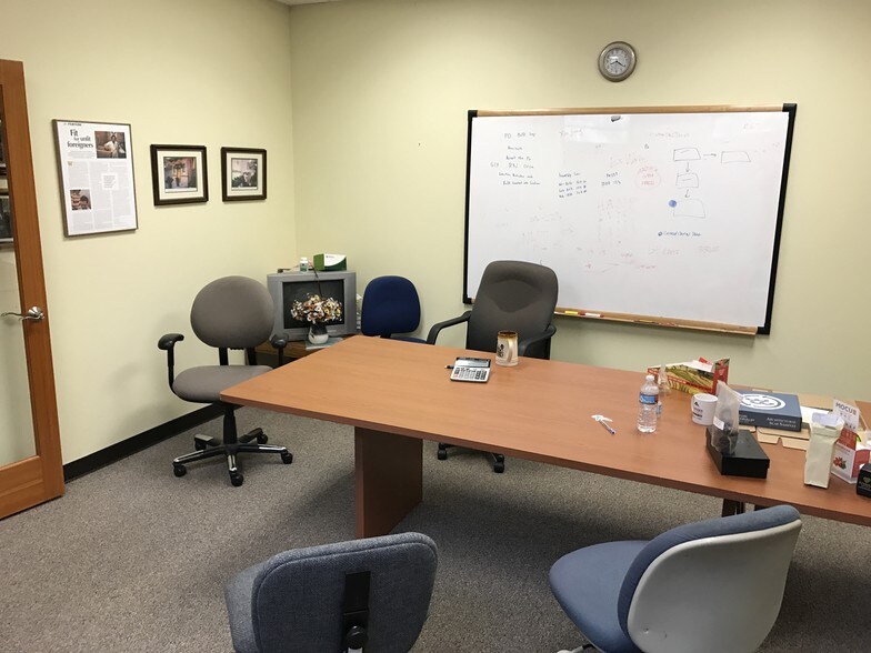 9700 Harbour Pl N, Mukilteo, WA for sale - Building Photo - Image 1 of 1