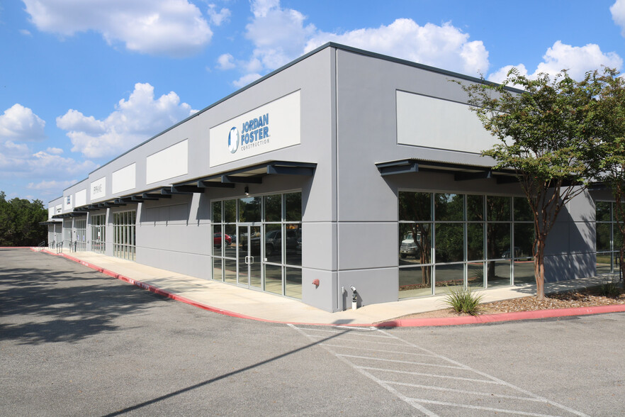 29250 Old Fredericksburg Rd, Boerne, TX for lease - Building Photo - Image 3 of 5