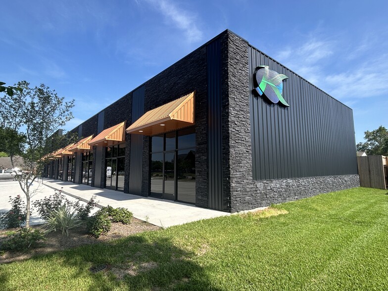 7090 Phelan Blvd, Beaumont, TX for lease - Building Photo - Image 3 of 3