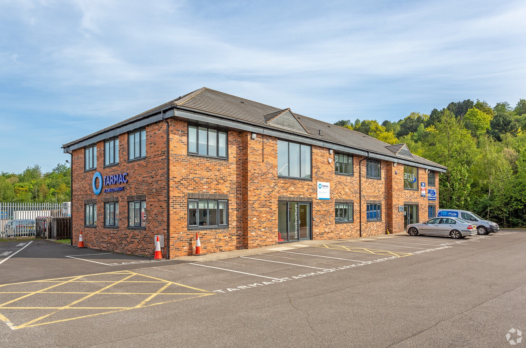 Great Cliffe Ct, Dodworth for sale Building Photo- Image 1 of 1