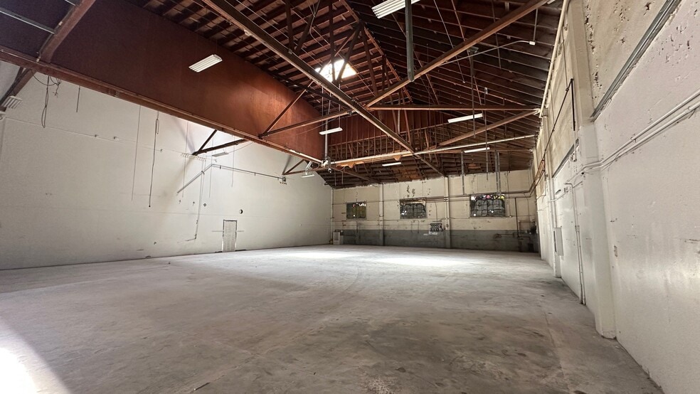 660 Bryant St, San Francisco, CA for lease - Building Photo - Image 2 of 9