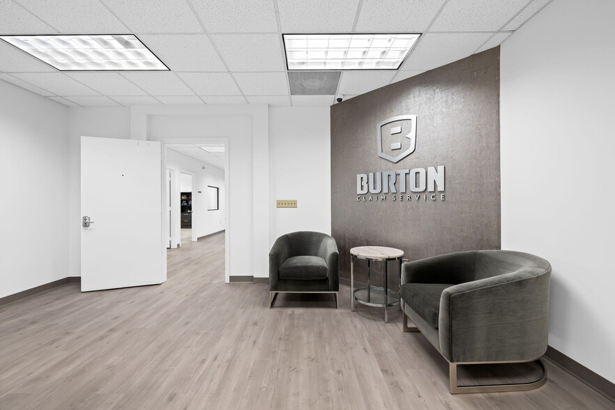 3333 W Commercial Blvd, Fort Lauderdale, FL for sale - Building Photo - Image 3 of 37