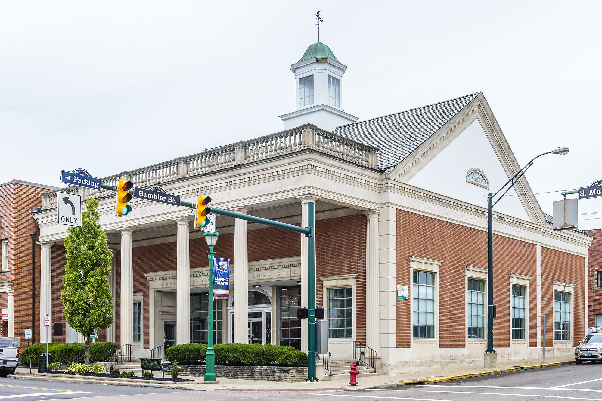 136 S Main St, Mount Vernon, OH for sale Building Photo- Image 1 of 1