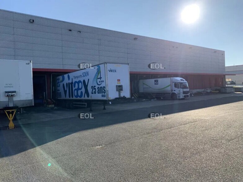 Flex in Maurepas for lease - Building Photo - Image 2 of 12