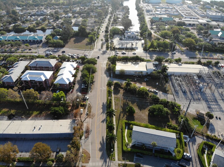 1202 5th Ave N, Naples, FL for sale - Building Photo - Image 3 of 5