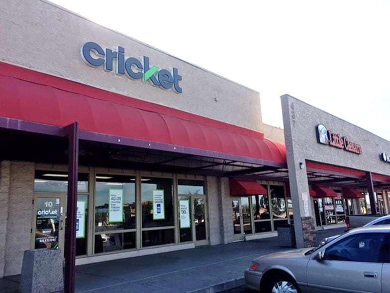 437 S Gilbert Rd, Mesa, AZ for lease - Building Photo - Image 3 of 10