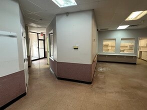 20962 Dalton Rd, Georgina, ON for sale Interior Photo- Image 2 of 11