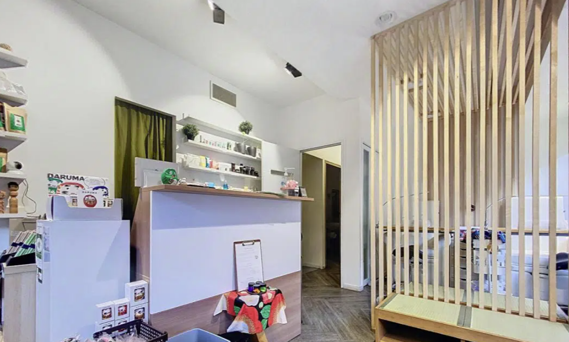 Paris, PAR 75015 - Unit Lot 1 -  - Interior Photo - Image 1 of 6