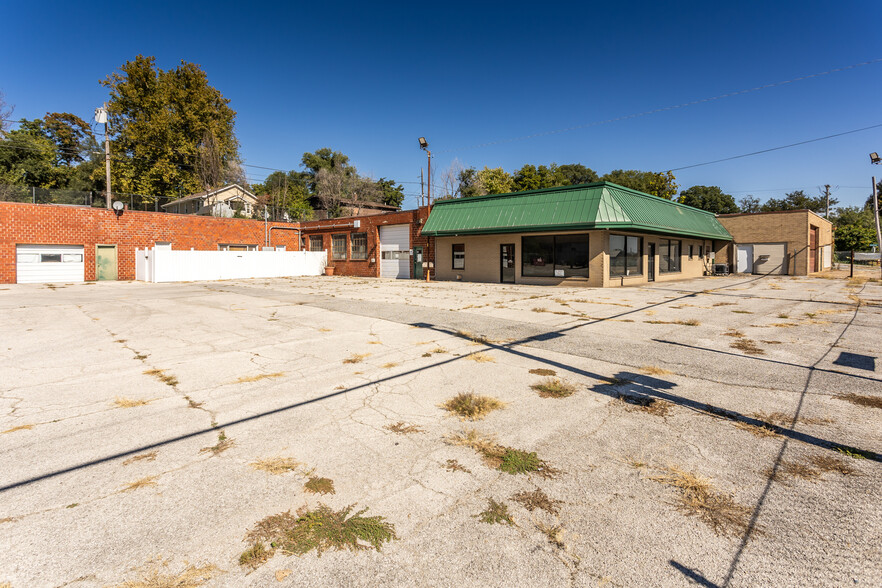 2726 E Broadway, Alton, IL for sale - Building Photo - Image 3 of 22