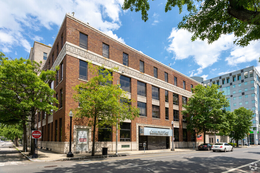 410 State St, Bridgeport, CT for lease - Building Photo - Image 2 of 4