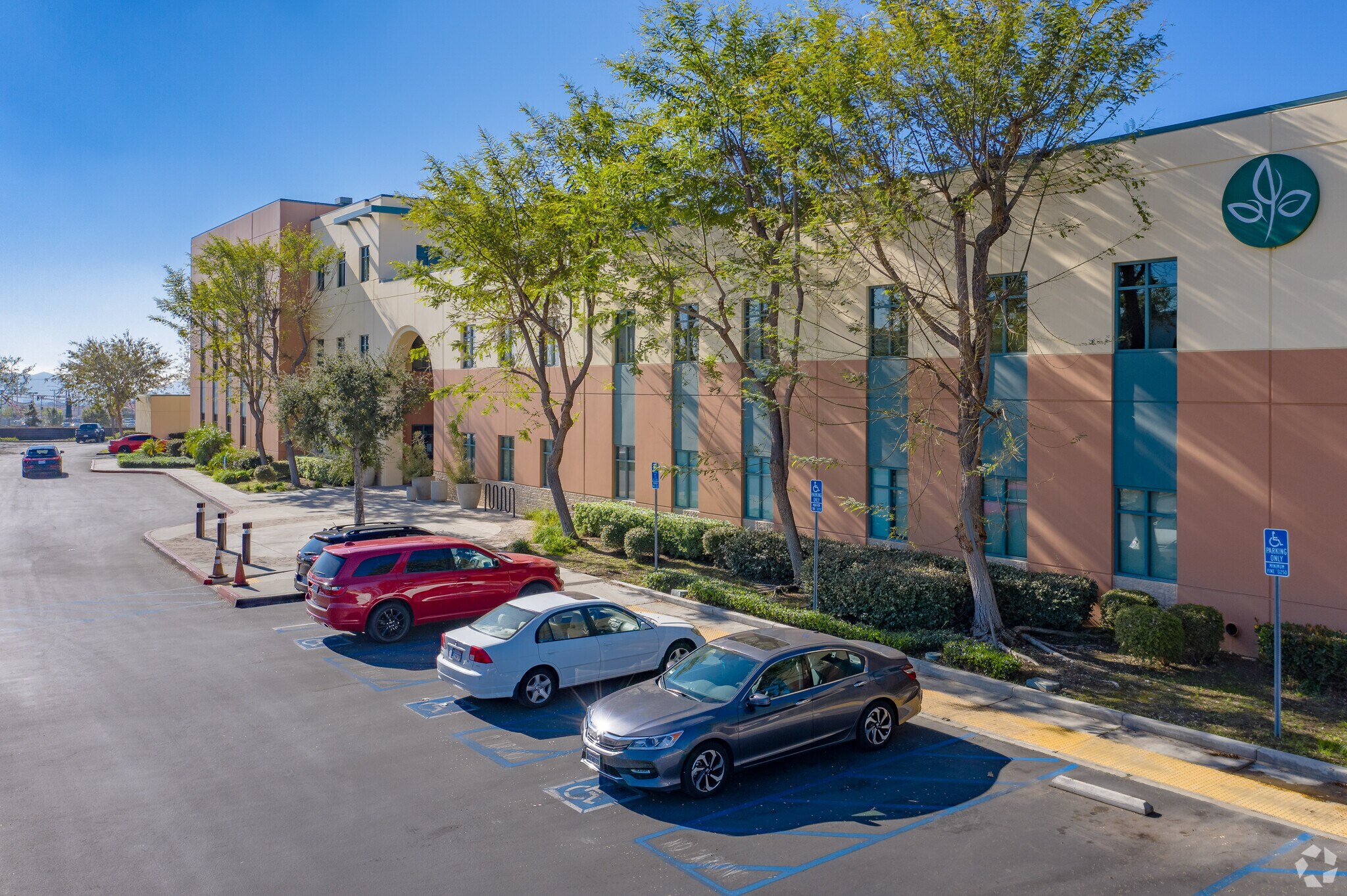 16465 Sierra Lakes Pky, Fontana, CA 92336 Sierra San Antonio Medical