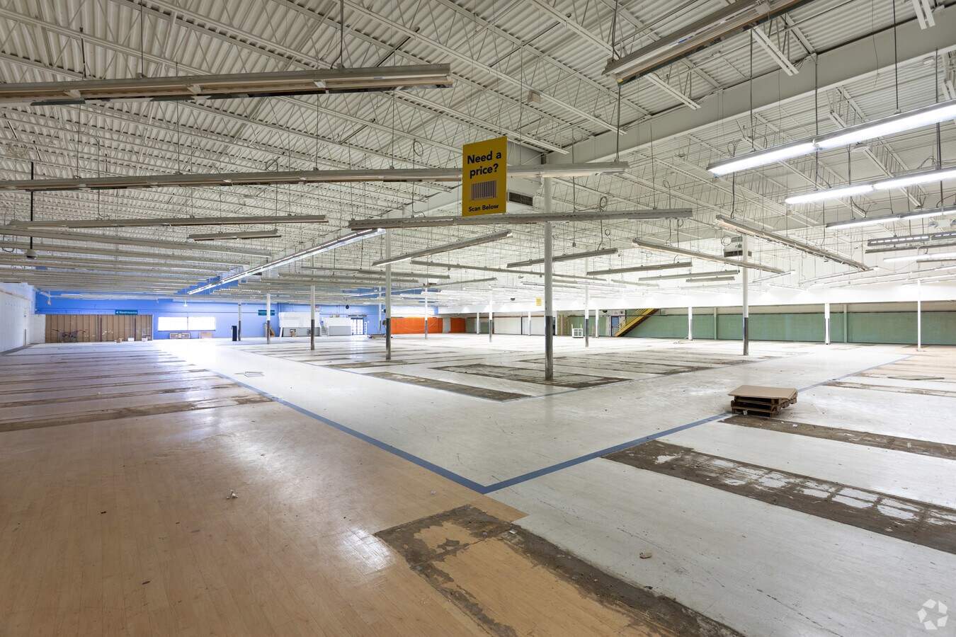 330 Old Gate Ln, Milford, CT 06460