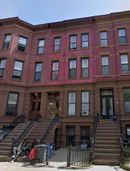 334 Jefferson Ave, Brooklyn, NY for sale - Primary Photo - Image 1 of 1